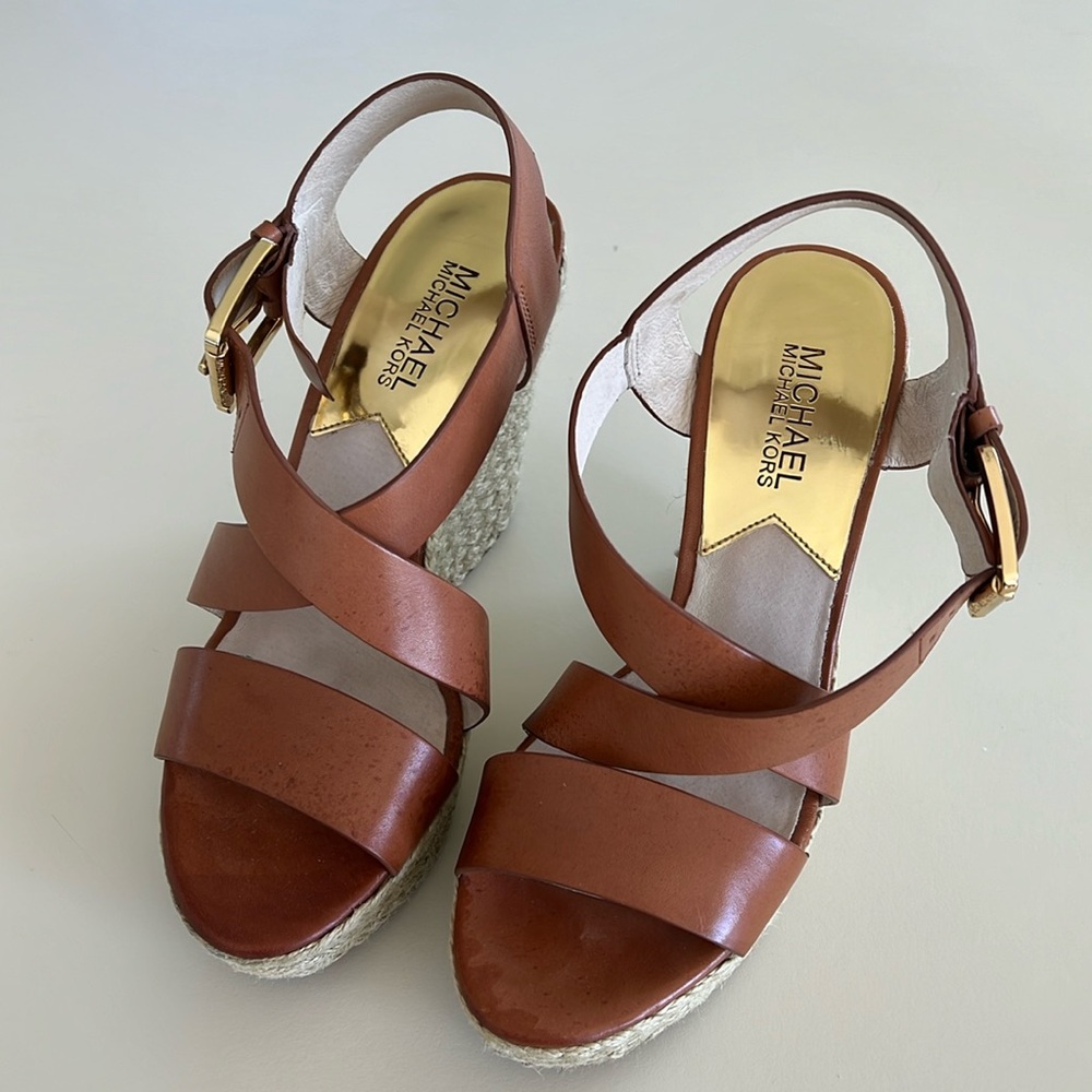 Michael Kors Jalita Charm Sandal size 7